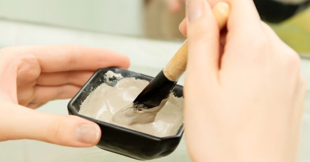 Best Hair Clay: Guide to Choosing & Applying with Style
